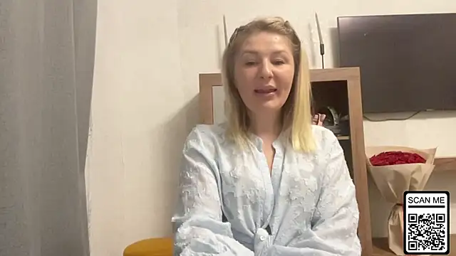 Blondie xoxoxo online show from 12/22/25, 07:05