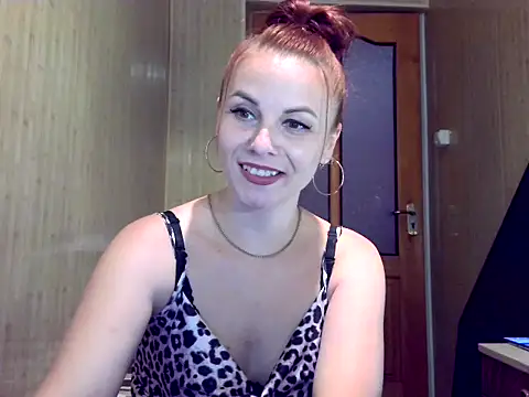 Kisa26311 online show from 09/28/25, 10:20