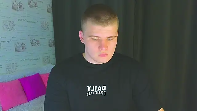 Snapshot of kittenmurr chatting on 09/24/25, 06:44 kittenmurr online show from 09/24/25, 06:44