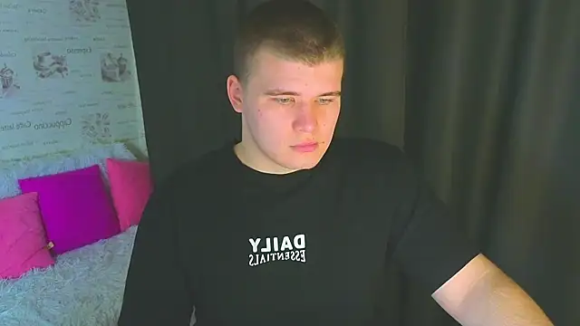 Snapshot of kittenmurr chatting on 09/29/25, 07:40 kittenmurr online show from 09/29/25, 07:40