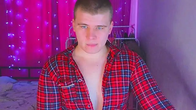 Snapshot of kittenmurr chatting on 02/10/26, 06:06 kittenmurr online show from 02/10/26, 06:06