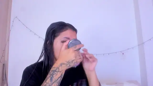 Abby roussee online show from 12/03/25, 11:08