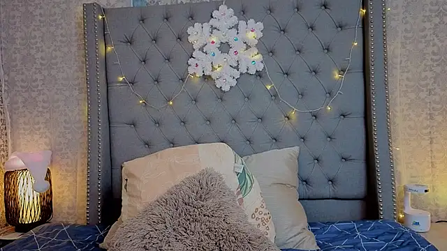 Abby roussee online show from 12/17/25, 08:26