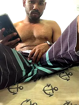 Snapshot of Srbarros chatting on 10/25/25, 05:40 Srbarros online show from 10/25/25, 05:40