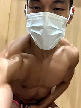 Snapshot of masucle216 chatting on 11/19/25, 02:39 masucle216 online show from 11/19/25, 02:39