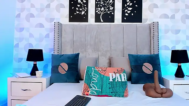 natasha moreno online show from 02/19/26, 12:34