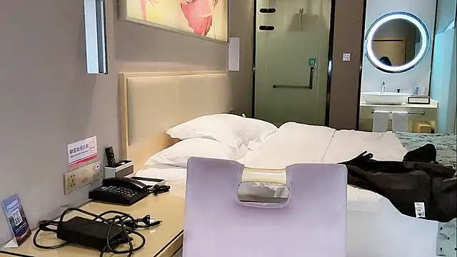 Snapshot of Ianxuan chatting on 10/12/25, 01:32 Ianxuan online show from 10/12/25, 01:32