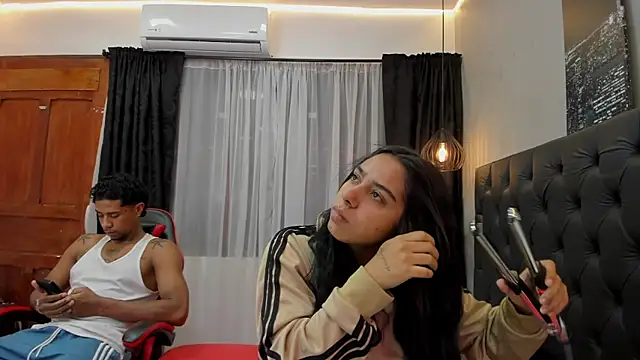 violet and myers online show from 11/21/25, 11:53