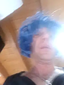 Snapshot of bolo1984 chatting on 12/20/25, 04:30 bolo1984 online show from 12/20/25, 04:30