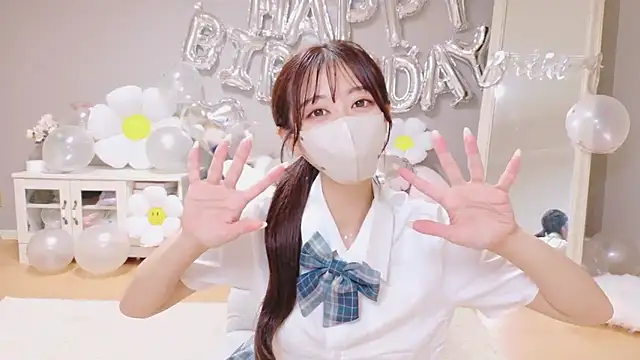 Yuna-ch online show from 10/12/25, 09:47