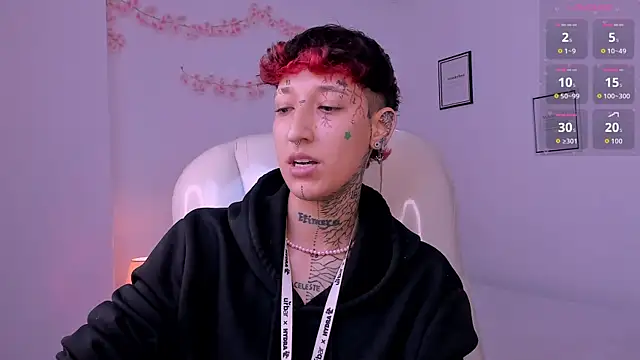 Snapshot of Luci_Rose chatting on 04/16/26, 09:39 Luci Rose online show from 04/16/26, 09:39