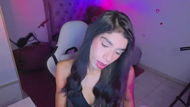BrunetteAdams001 online show from 05/29/26, 04:54