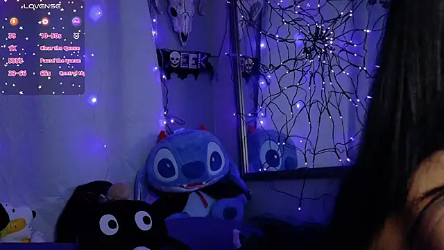 Snapshot of Shar_Succubus chatting on 10/30/25, 01:18 Shar Succubus online show from 10/30/25, 01:18