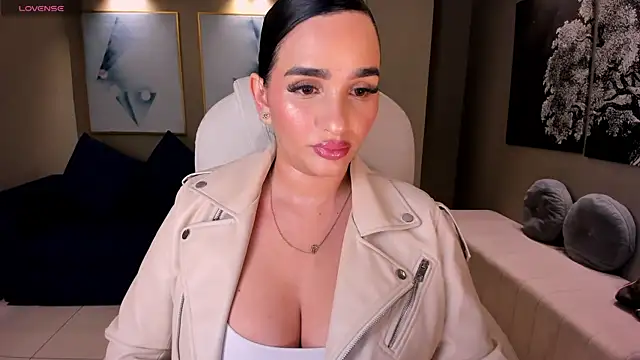 Snapshot of NovaSpencer chatting on 10/14/25, 12:28 NovaSpencer online show from 10/14/25, 12:28