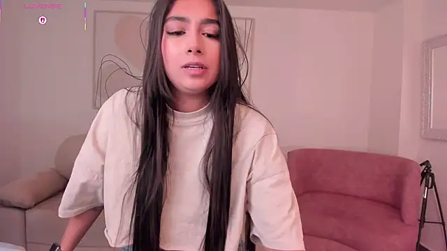 VeronicaBlue online show from 11/04/25, 09:19