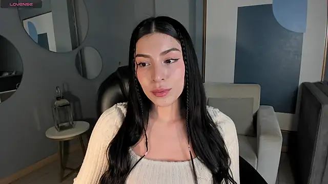 Snapshot of MaddisonTaylor1 chatting on 06/08/26, 07:14 MaddisonTaylor1 online show from 06/08/26, 07:14