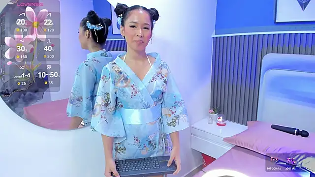 lily  star online show from 11/30/25, 03:21