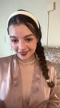 Snapshot of AriaHeavenss chatting on 11/13/25, 12:20 AriaHeavenss online show from 11/13/25, 12:20