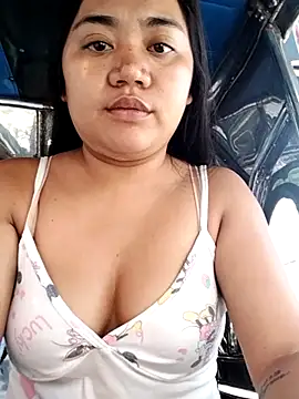 Snapshot of EATALLUCANPUSSYPINAY chatting on 04/14/26, 01:33 EATALLUCANPUSSYPINAY online show from 04/14/26, 01:33