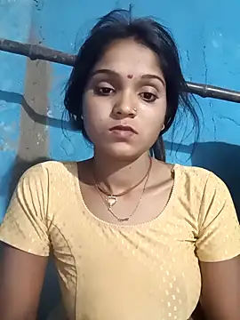 Snapshot of Harini_Gautam chatting on 04/19/26, 06:07 Harini Gautam online show from 04/19/26, 06:07
