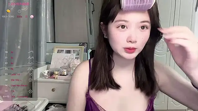 Snapshot of tender-11 chatting on 03/07/26, 12:02 tender-11 online show from 03/07/26, 12:02