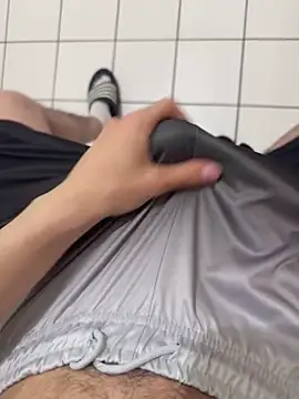 Snapshot of Dicksxd chatting on 04/27/26, 09:35 Dicksxd online show from 04/27/26, 09:35