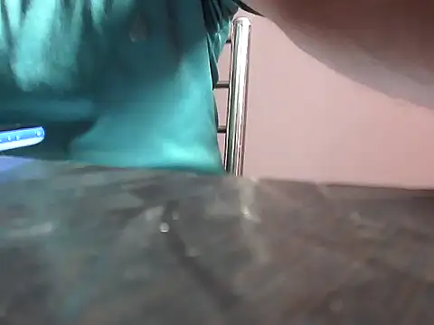 Snapshot of asianhot111 chatting on 09/09/25, 06:13 asianhot111 online show from 09/09/25, 06:13