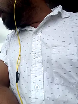 Snapshot of asianhot111 chatting on 09/15/25, 05:29 asianhot111 online show from 09/15/25, 05:29