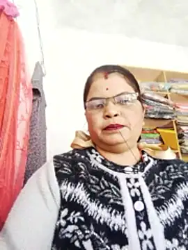 Snapshot of Bhavna_hot chatting on 12/17/25, 07:58 Bhavna hot online show from 12/17/25, 07:58