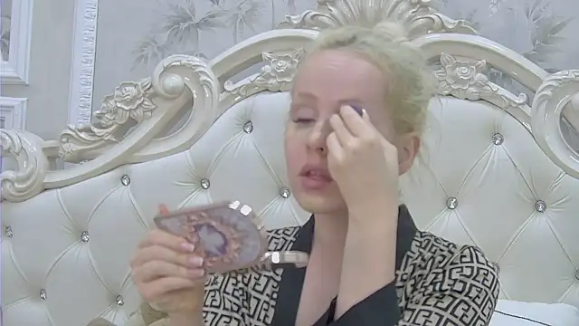 EllieFrosty  online show from 11/13/25, 12:53