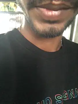 Snapshot of kavi1q1 chatting on 10/22/25, 12:55 kavi1q1 online show from 10/22/25, 12:55