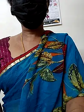 Snapshot of Rithya27 chatting on 03/15/26, 06:47 Rithya27 online show from 03/15/26, 06:47