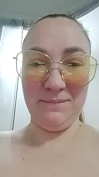 Snapshot of Kiss_Eva chatting on 12/06/24, 10:08 Kiss Eva online show from 12/06/24, 10:08