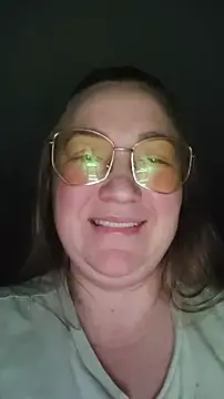 Snapshot of Kiss_Eva chatting on 12/08/24, 01:24 Kiss Eva online show from 12/08/24, 01:24