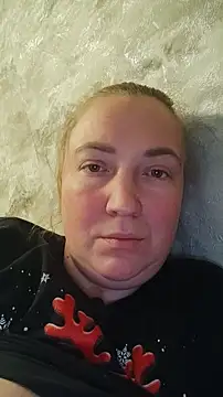 Snapshot of Kiss_Eva chatting on 12/11/24, 06:52 Kiss Eva online show from 12/11/24, 06:52