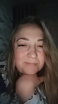 Snapshot of Kiss_Eva chatting on 01/12/25, 10:12 Kiss Eva online show from 01/12/25, 10:12