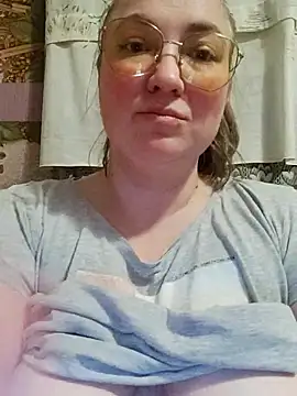 Snapshot of Kiss_Eva chatting on 02/12/25, 05:16 Kiss Eva online show from 02/12/25, 05:16