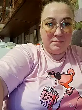 Snapshot of Kiss_Eva chatting on 11/22/25, 08:08 Kiss Eva online show from 11/22/25, 08:08