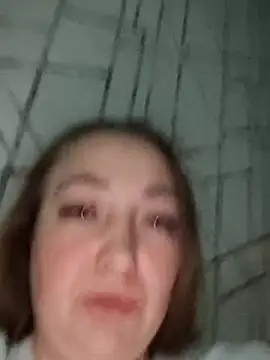 Snapshot of Kiss_Eva chatting on 12/04/25, 05:10 Kiss Eva online show from 12/04/25, 05:10