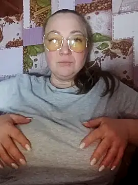 Kiss Eva online show from 02/04/26, 05:30