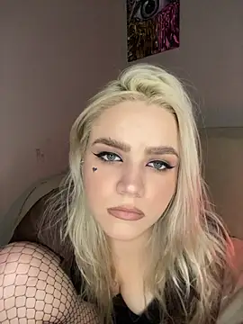 Snapshot of April_Purr chatting on 02/21/26, 11:11 April Purr online show from 02/21/26, 11:11