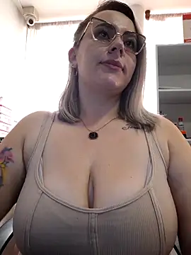 CurvyLust x online show from 12/04/25, 01:42