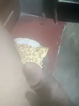 Snapshot of modelmanr chatting on 03/17/26, 06:33 modelmanr online show from 03/17/26, 06:33