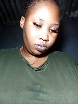 Snapshot of OCEANSQUITERXXX chatting on 11/01/25, 06:04 OCEANSQUITERXXX online show from 11/01/25, 06:04