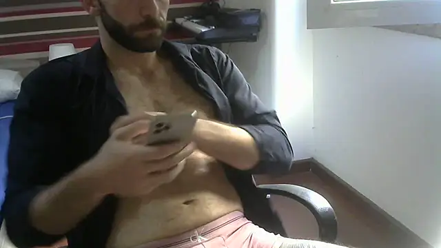 Snapshot of jackgert chatting on 11/16/25, 10:10 jackgert online show from 11/16/25, 10:10