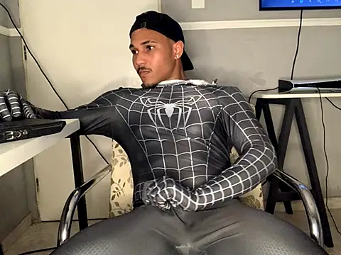 edualqxo online show from 10/16/25, 11:28