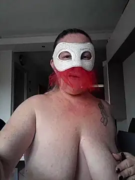 Snapshot of Trivia_magic chatting on 04/14/26, 10:32 Trivia magic online show from 04/14/26, 10:32