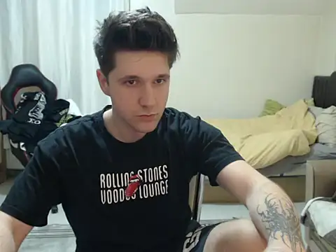 2handsomemann online show from 05/07/26, 08:25
