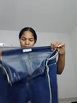 Snapshot of CloeeHills_ chatting on 09/10/25, 10:37 CloeeHills  online show from 09/10/25, 10:37