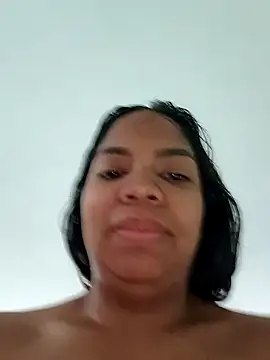 Snapshot of CloeeHills_ chatting on 09/20/25, 08:32 CloeeHills  online show from 09/20/25, 08:32